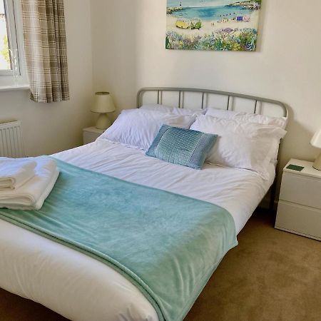 Lovely 2 Bedroom, 2 Bathroom House With Parking. Plymouth Exteriör bild